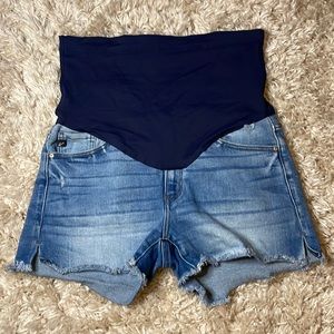 KanCan PINK BLUSH maternity denim shorts Size Large
